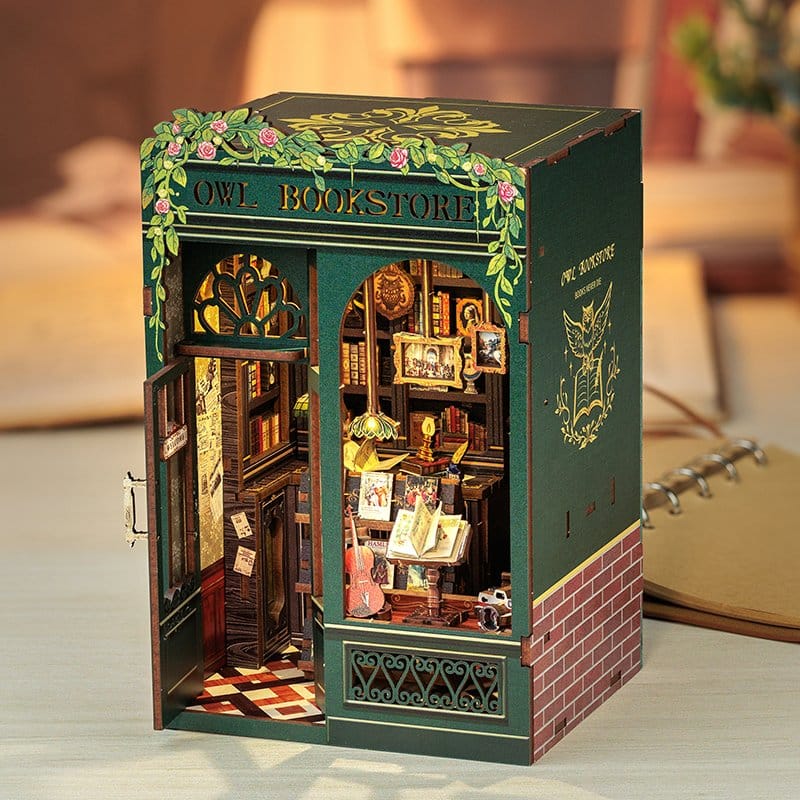 Book Nook Owl Bookstore 17 x 12 cm (3D Puzzle)